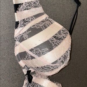 Victoria’s Secret Very Sexy Push-Up